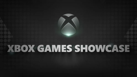 Xbox Series est la gamme de consoles de neuvième génération comprenant la Xbox Series X et la Xbox Series S, développées et fabriquées par Microsoft et sorties le 10 novembre 20202,3. Quatrième génération de consoles Xbox, elles succèdent à la Xbox One. La Xbox Series X est annoncée lors de l'E3 2019, tandis que la Xbox Series S est annoncée le 9 septembre 2020.